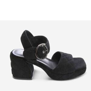 NEW VANELI women's moppet quilted platform heels in black suede